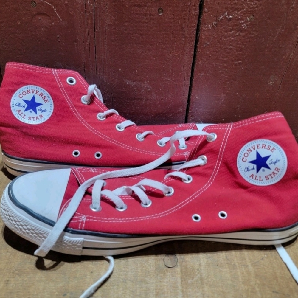 Converse Red High-Top Sneakers Size 11 Mens Early 2000s